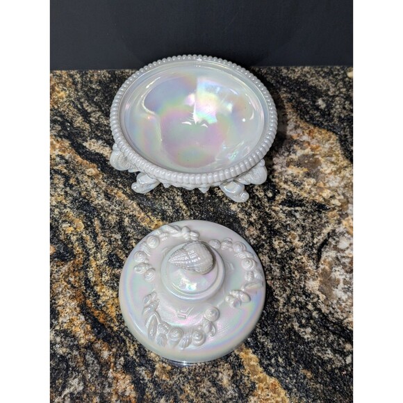 Westmoreland Art Glass Sea Shell Candy Dish With Dolphin Feet In Milk Glass - Picture 3 of 5